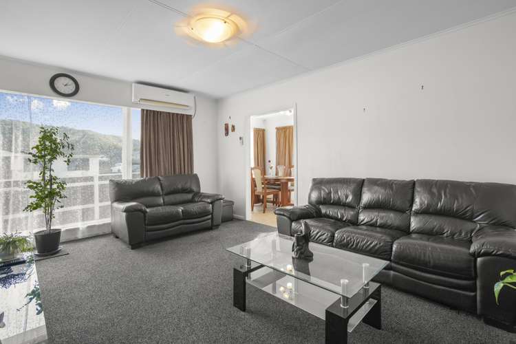 2 Meremere Street Wainuiomata_4