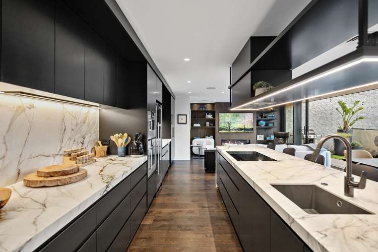 222 Hurstmere Road Takapuna_11