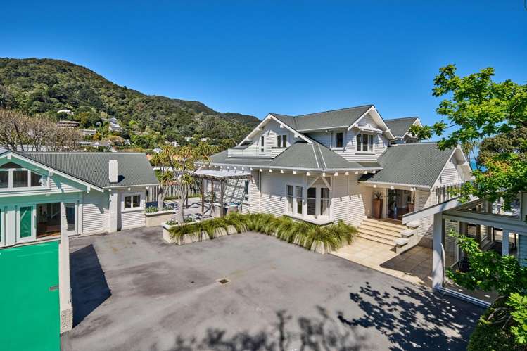 222 Marine Drive, Lowry Bay Eastbourne_15