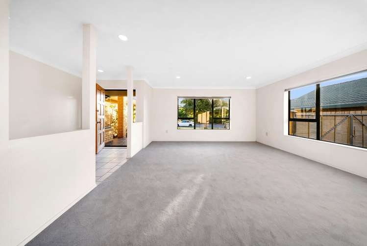 93 Rushgreen Avenue Pahurehure_2