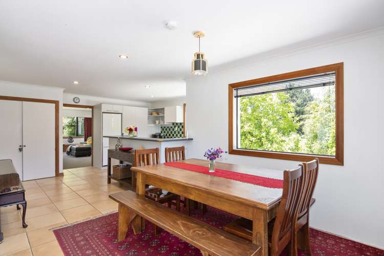 97 Pigeon Valley Road Wakefield_9