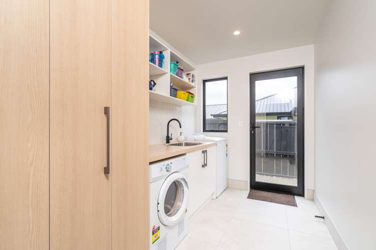 143 Wingatui Road Mosgiel_23