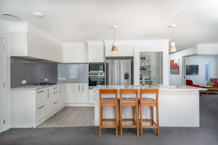 2 Huka Heights Drive Rangatira Park_7