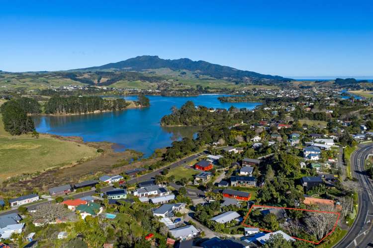 37 Main Road Raglan_48