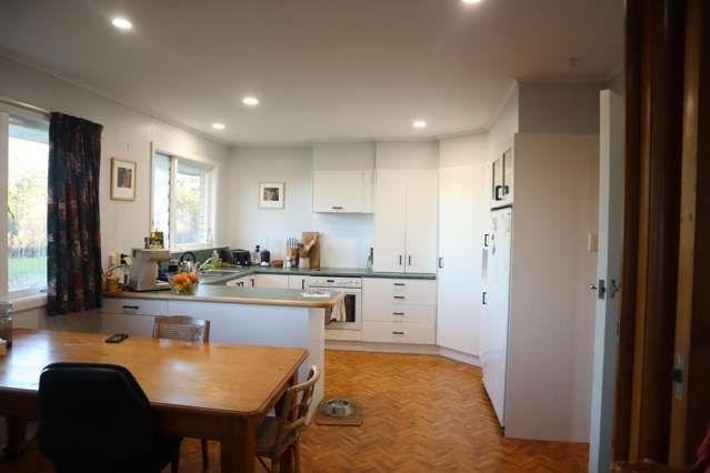 52 Acacia Crescent Glenview_3