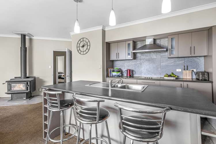 755 Mount Thomas Road Fernside_10