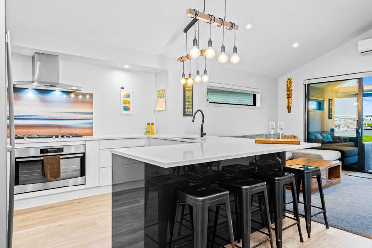 125 Marsden Bay Drive One Tree Point_8