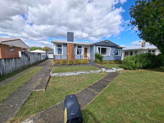 34 Bartholomew Road, Levin