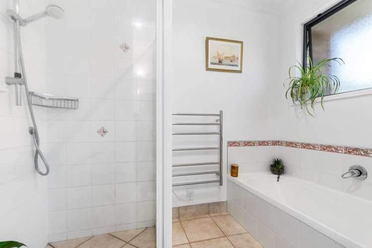 49 Sunny Crescent Huapai_28