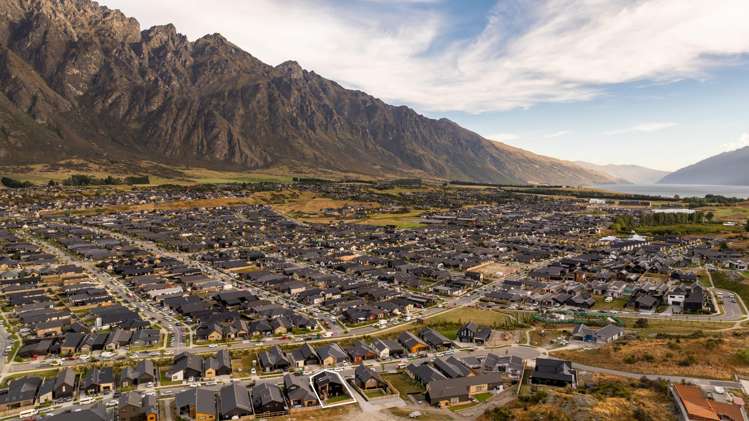 18 Grain Close Jacks Point_25