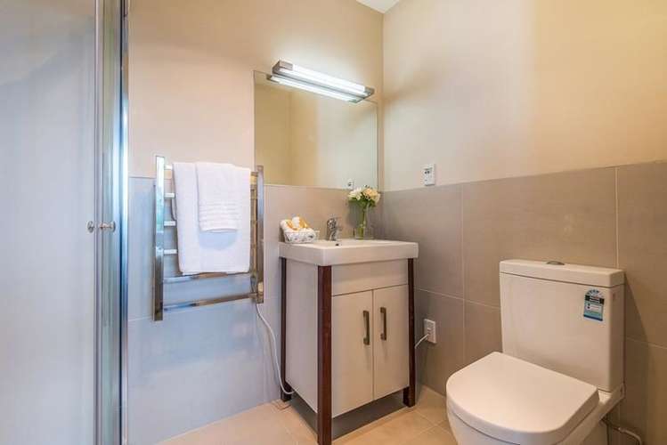 1/28 Beach Road Castor Bay_11