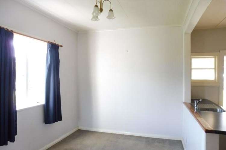 148 McLean Street 2120_4