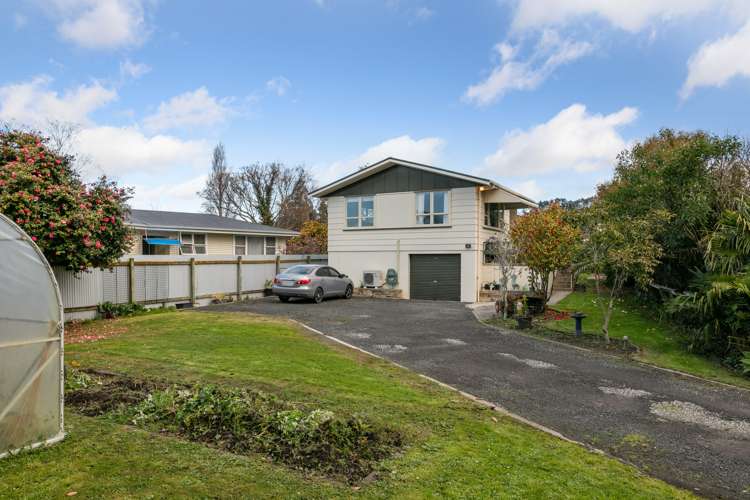 219 A and B Wainui Road_0