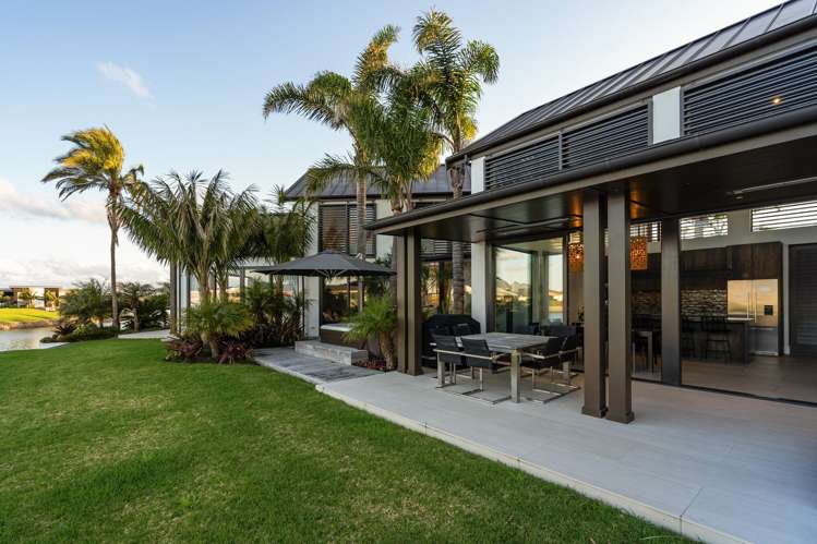 3 Kuaka Grove One Tree Point_32