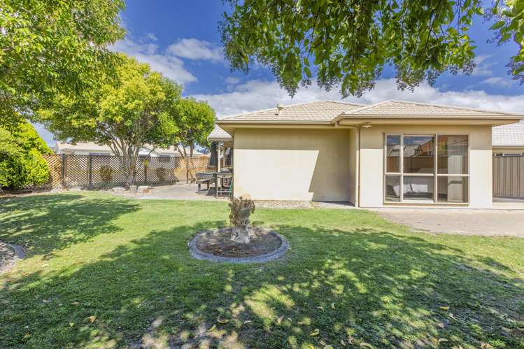 6 Ellerslie Place Taradale_11