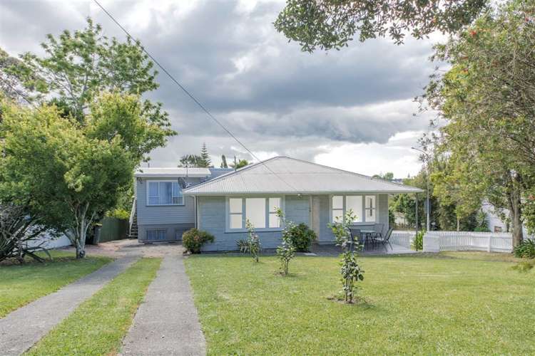 93 Rosier Road Glen Eden_1