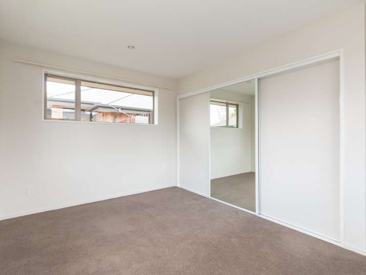 9 Woodham Courts Linwood_7