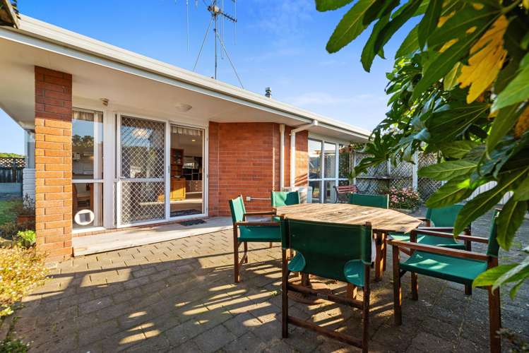 5 Bayfair Drive Mount Maunganui_18