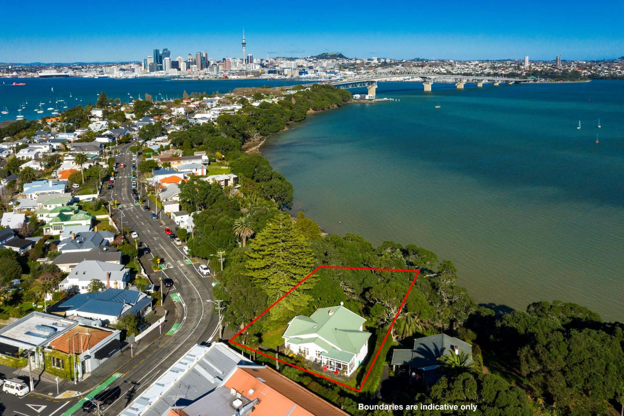 Northcote Point home has its own gate to a quiet beach, All things ...