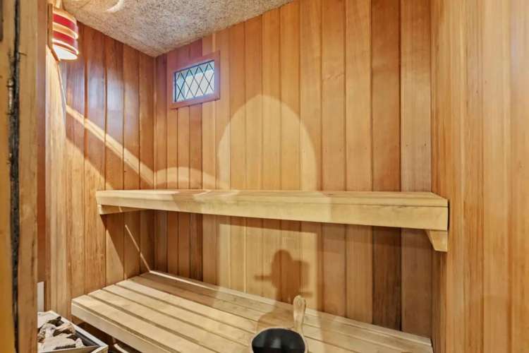 209 Victoria Avenue 2138_11