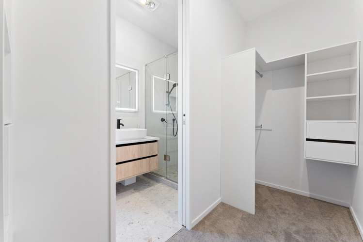 729B Massey Road Mangere_10