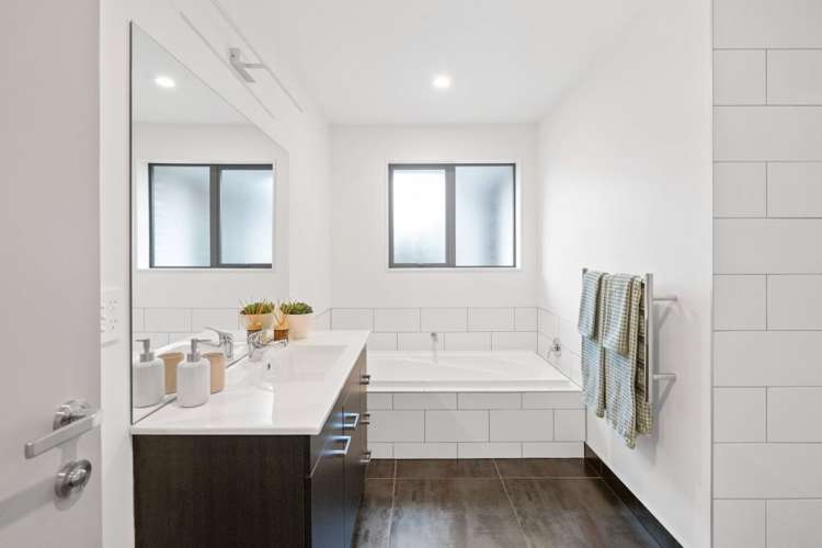 32 Philippa Drive Rolleston_19