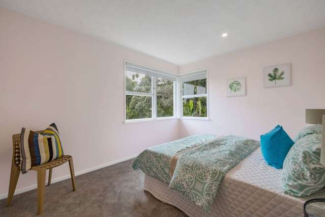 1/6a Te Anau Place Pakuranga Heights_3