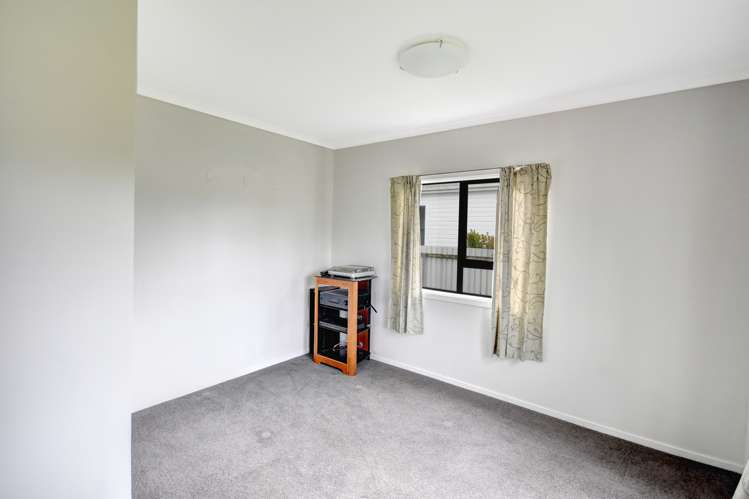 30 Burns Street Milton_13