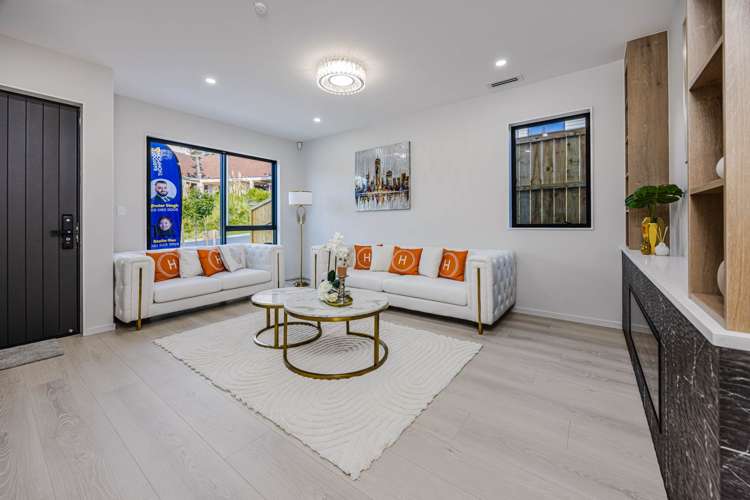 23 Obelus Road_3