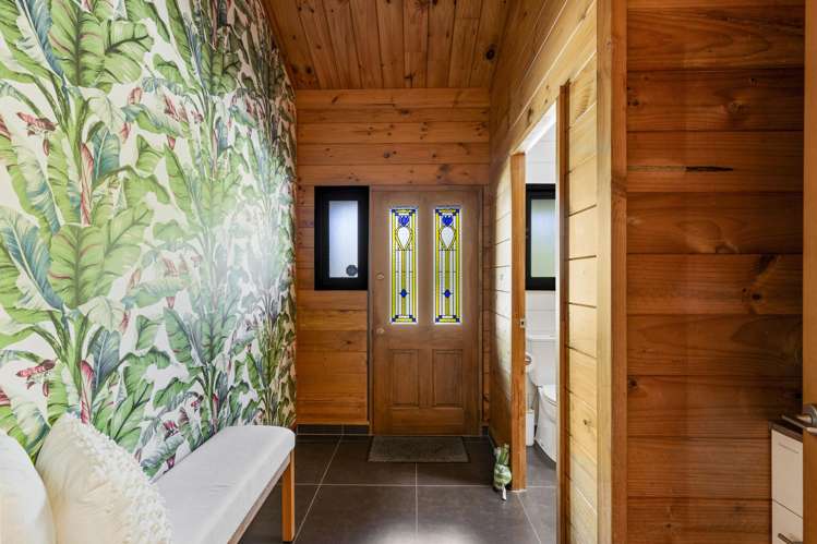 7c Waterloo Place Westown_6