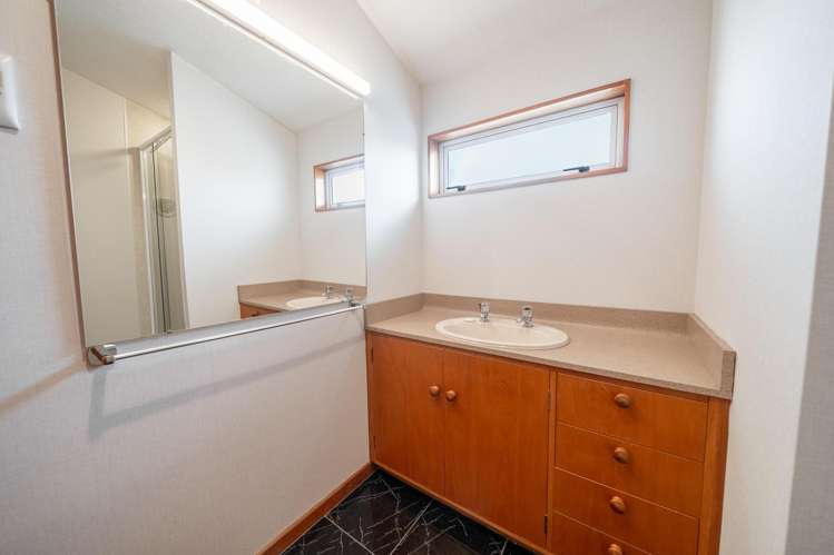 110 Chelmsford Street Windsor_25