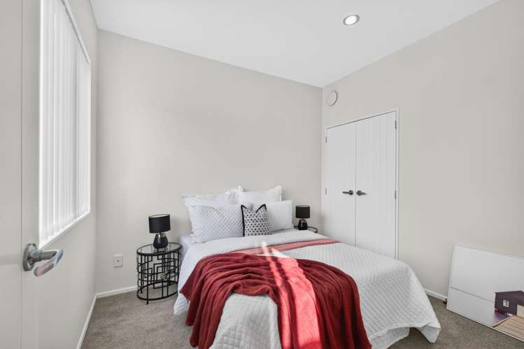 62 Pencaitland Drive Flat Bush_10