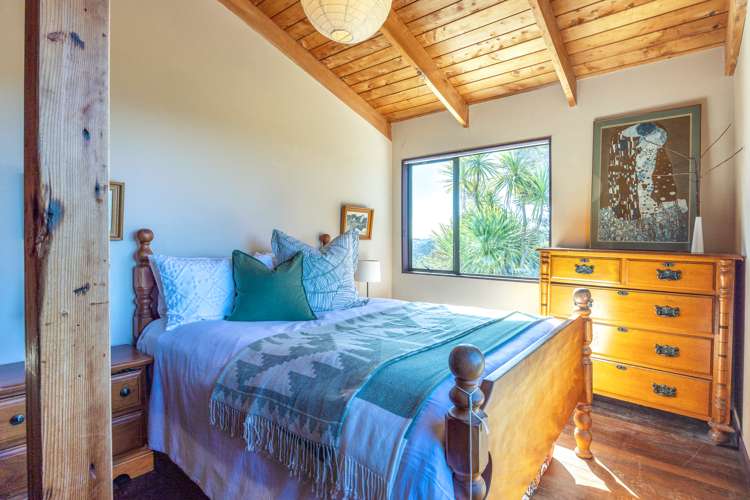 175 Orapiu Road Waiheke Island_18