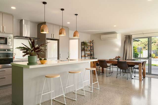 190 Ballintoy Park Drive Welcome Bay_2