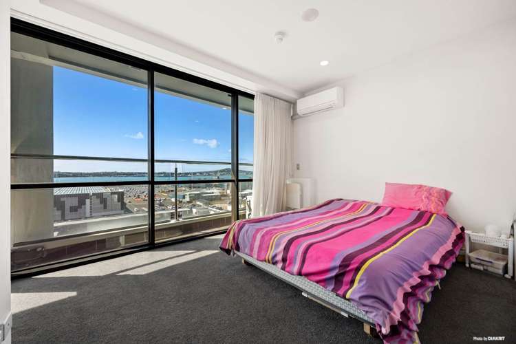 1102/18 Beach Road Auckland Central_6