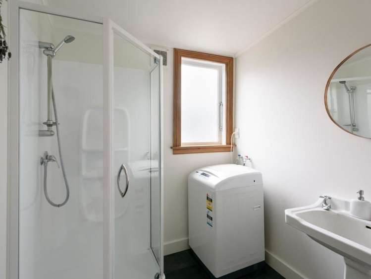 14 Luxford Street Berhampore_26