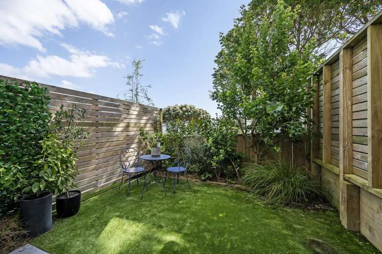 4C Ferry Road Days Bay_15