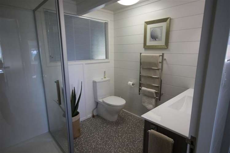 9 Vista Paku Pauanui_13