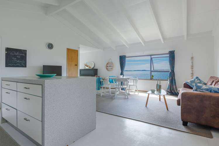 321 State Highway 10 Cable Bay_12