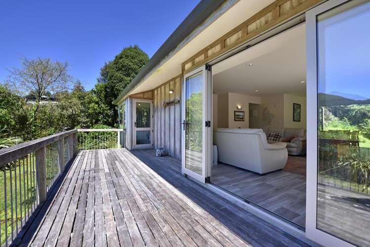 3215 Archers Road Tennyson Inlet_6