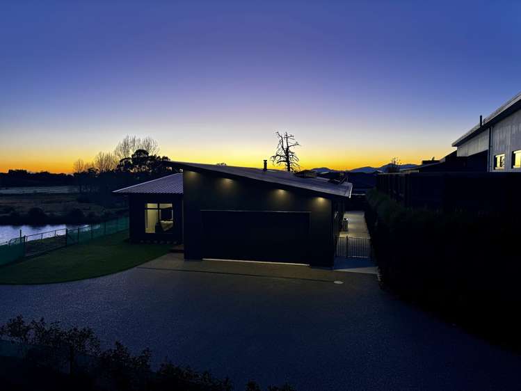 64 Les Wakefield Road Mapua_23