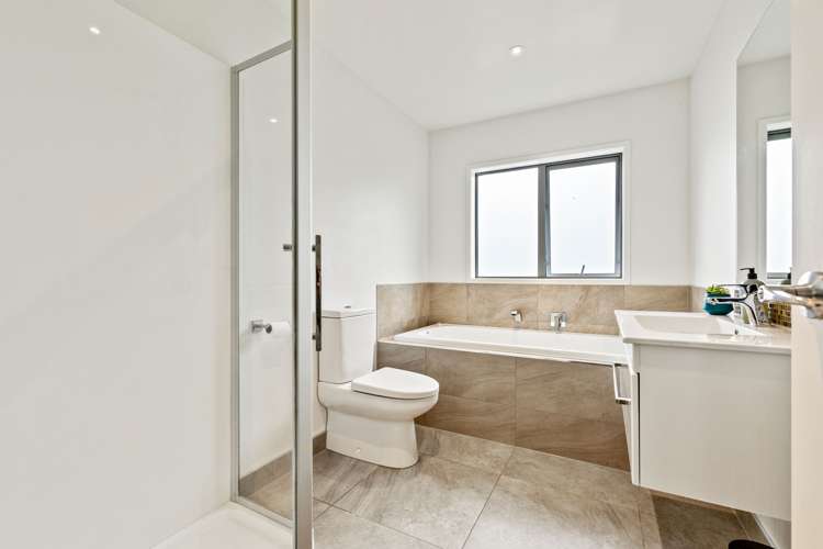 30 Wautaiti Drive Riverhead_11