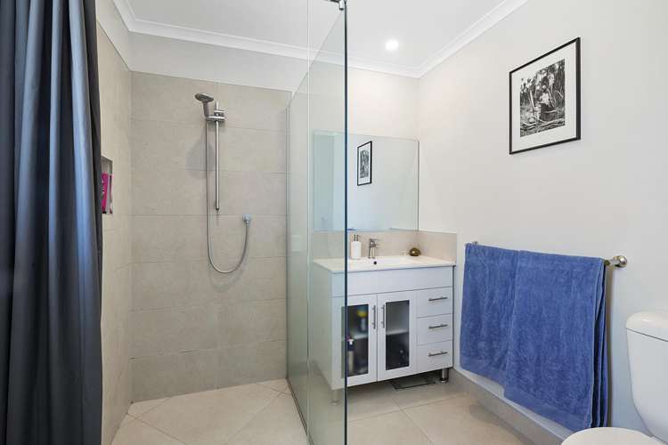 48 Magnolia Drive Westown_17