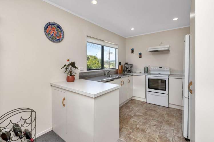 6 Salle Road Ruakaka_9