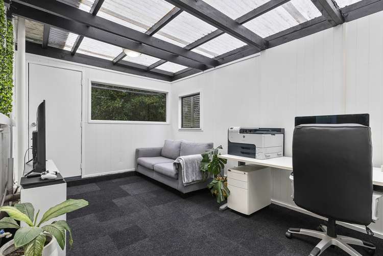 16 Pluto Place Beach Haven_11