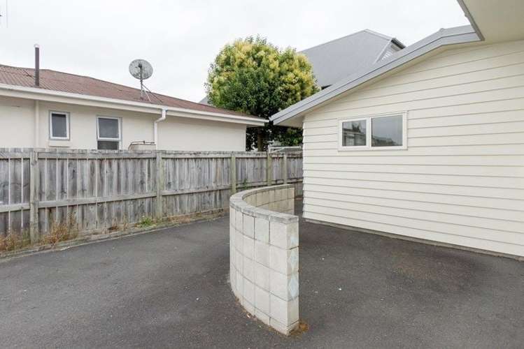 8B Snead Place Hamilton East_13