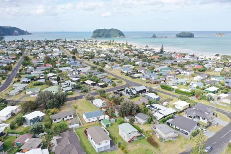 427b Linton Crescent Whangamata_1