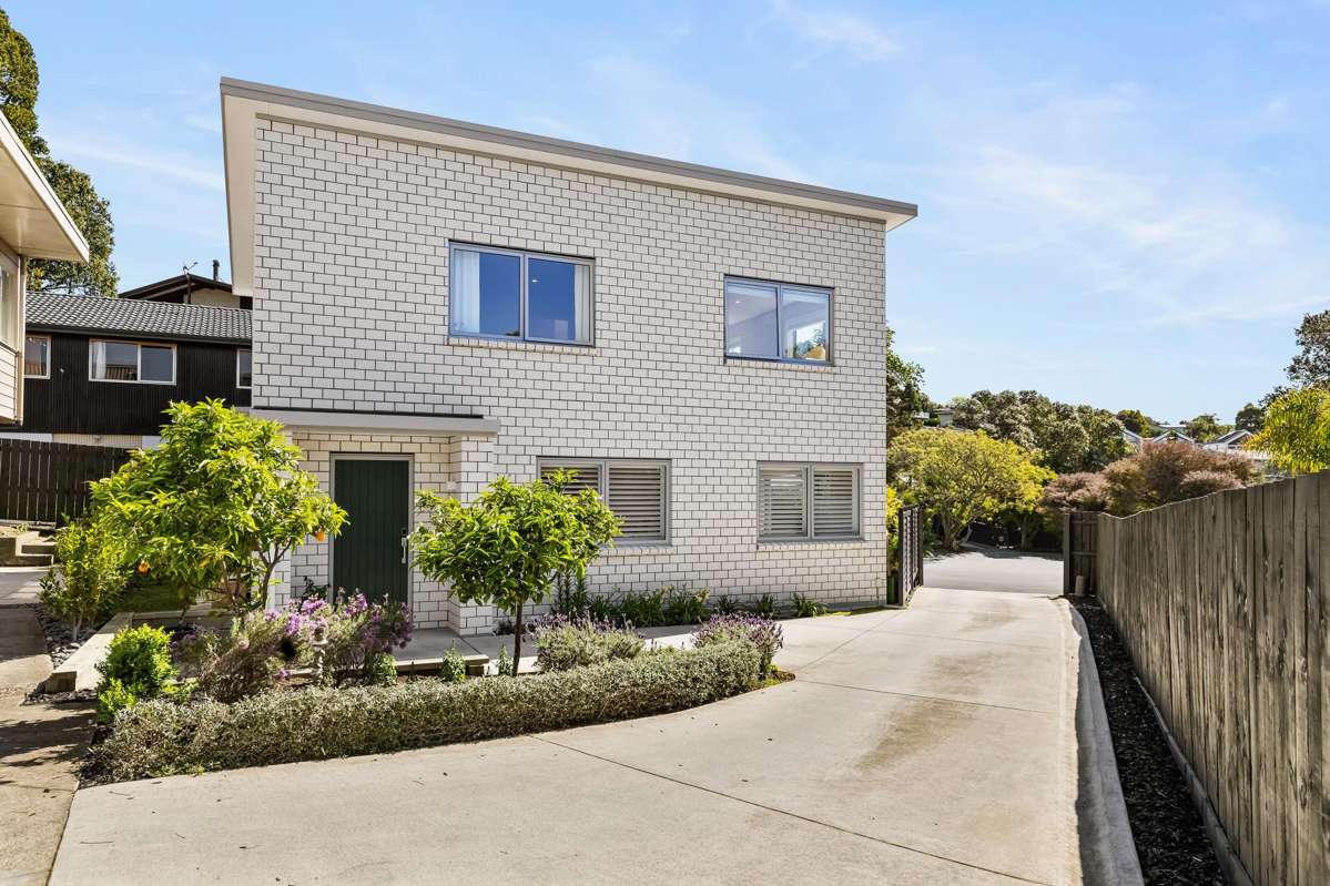 24A Surville Place_2