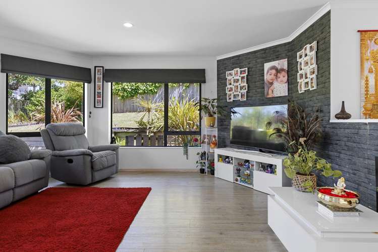 7 Meliss Brae Rangatira Park_2