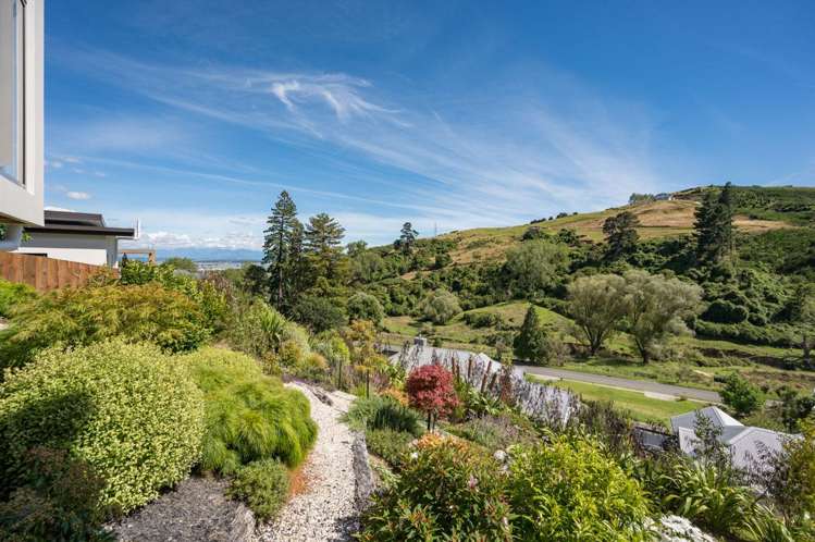 22 Hill Tops Way Stoke_24